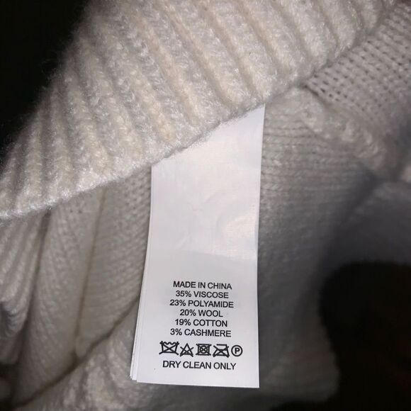 Kate Spade cream wool/cashmere cable knit ruffled hem S romantic royalcore sweat - Picture 5 of 5